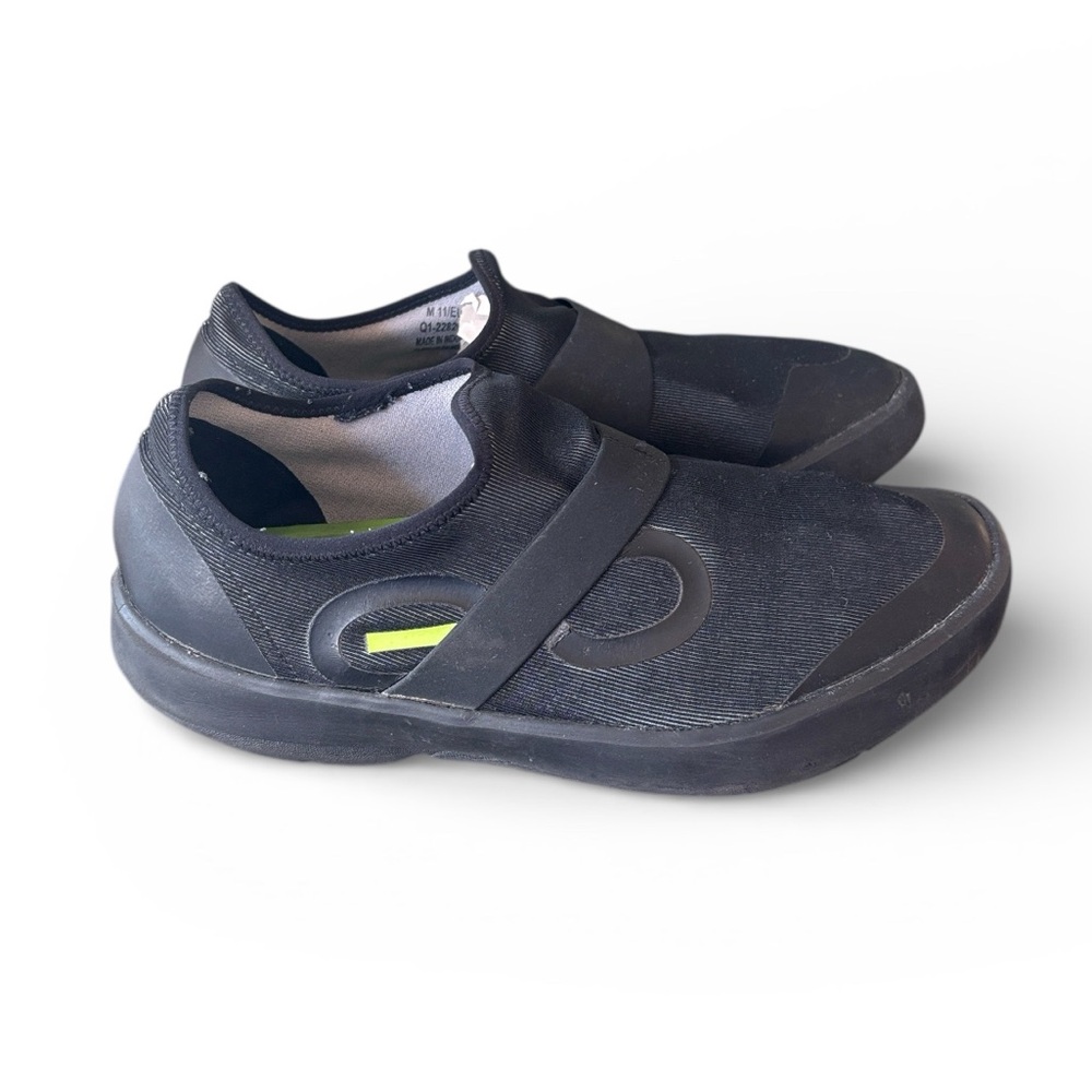 OOFOS‎ OOmg Low Fiber Recovery Black Slip On Mesh Shoes Size 11